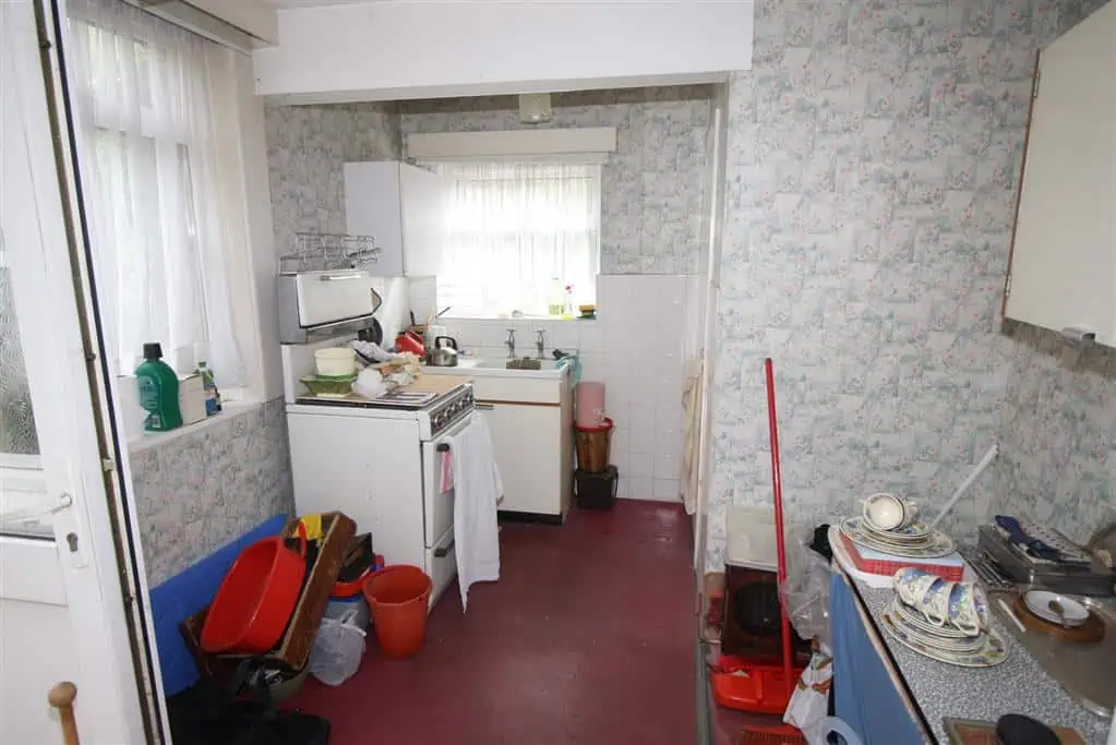 55 Jumpers Road Kitchen