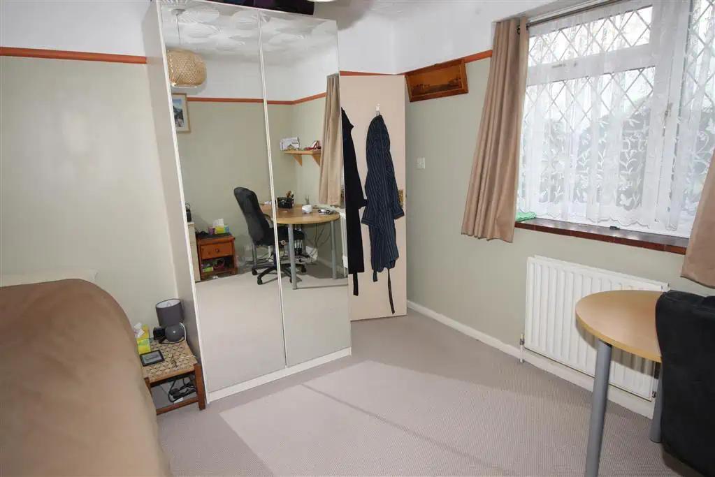 255 Fairmile Road Bedroom