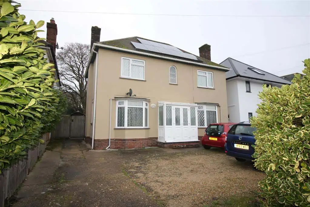 255 Fairmile Road Front