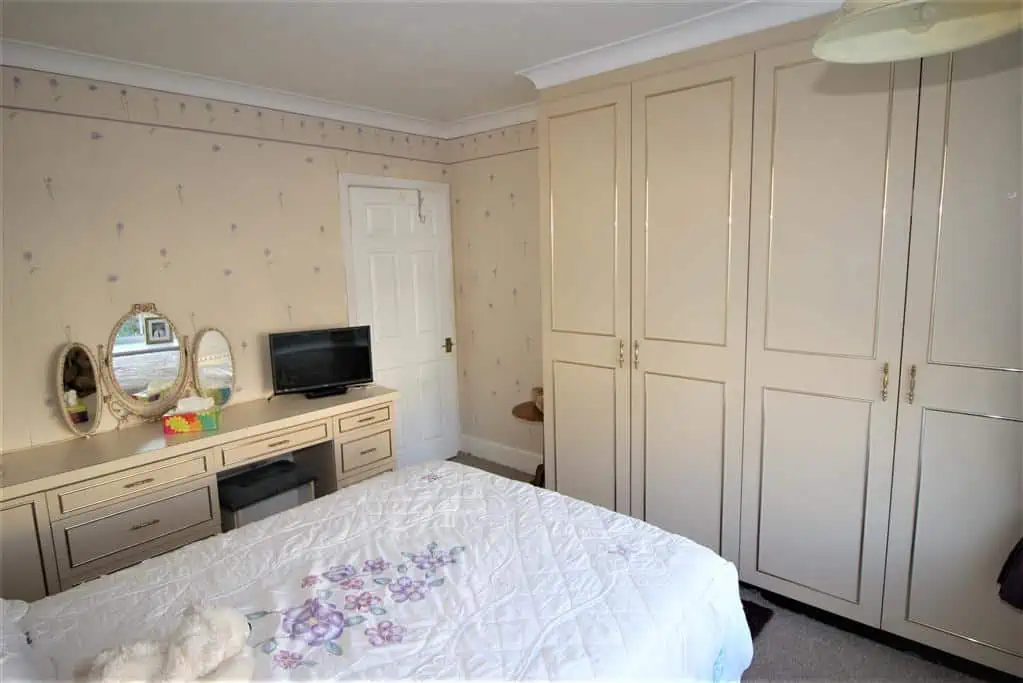 43 Albion Road Bedroom