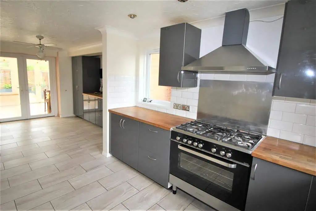 18 Catalina Close Kitchen