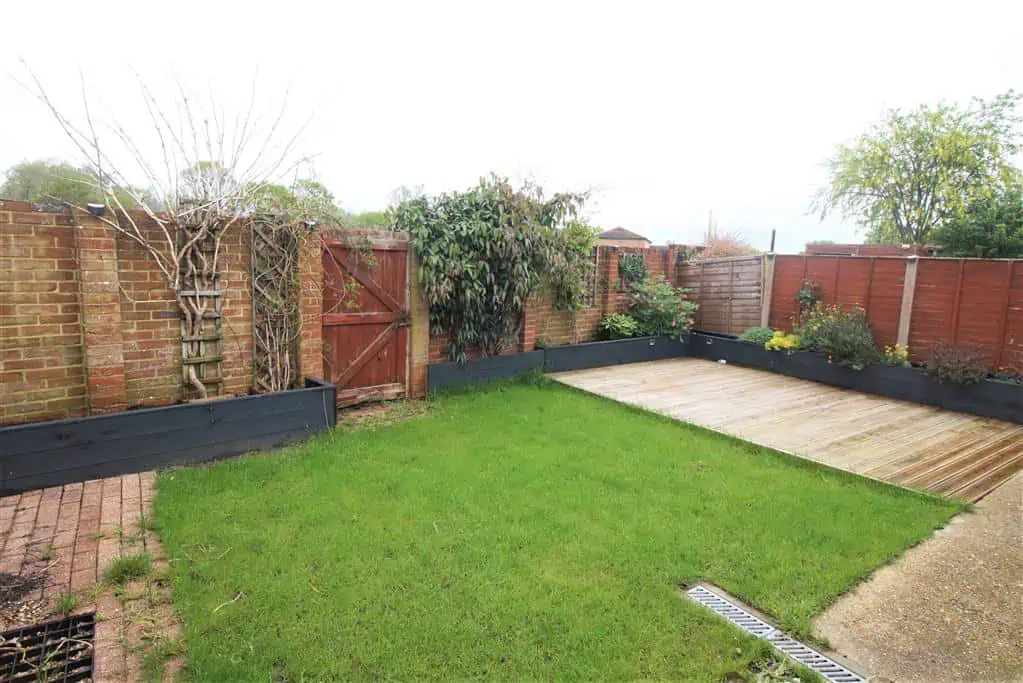 18 Catalina Close Garden