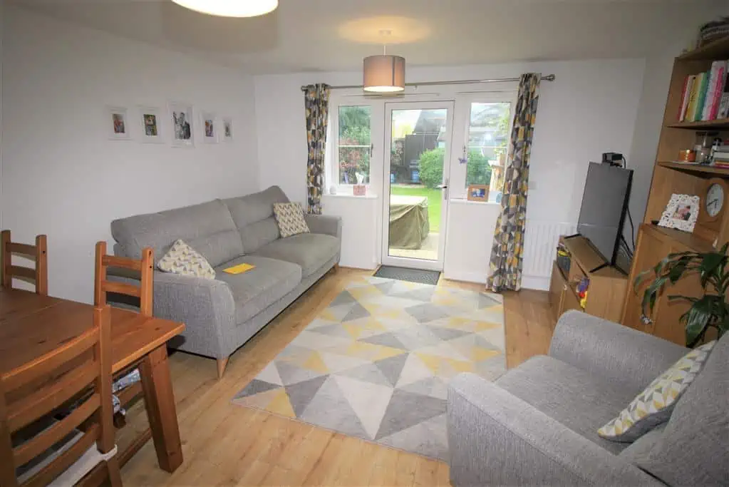 14 Parsonage Close Lounge/Diner