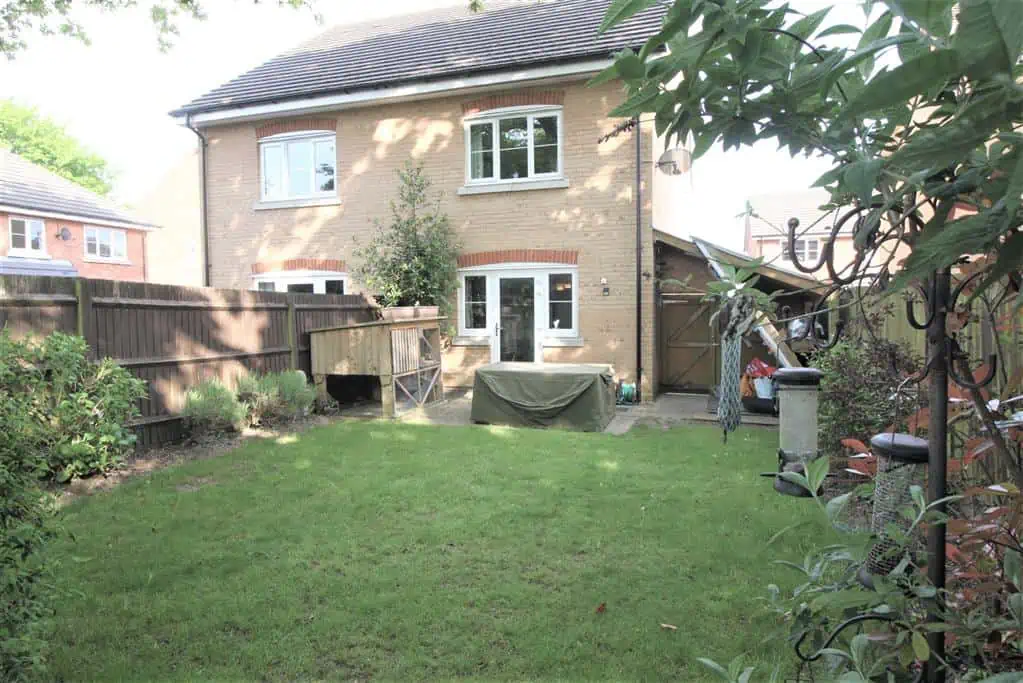 14 Parsonage Close Garden