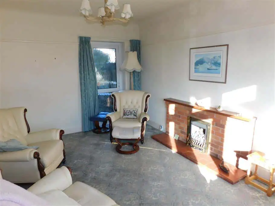 10 Norfolk Avenue Lounge