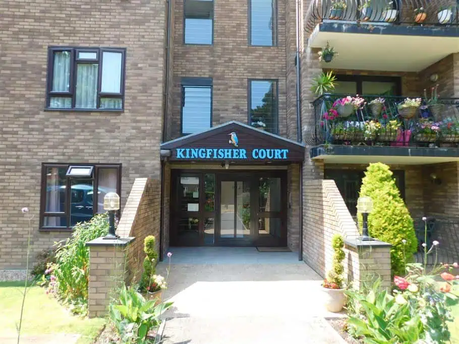 3 Kingfisher Court Front