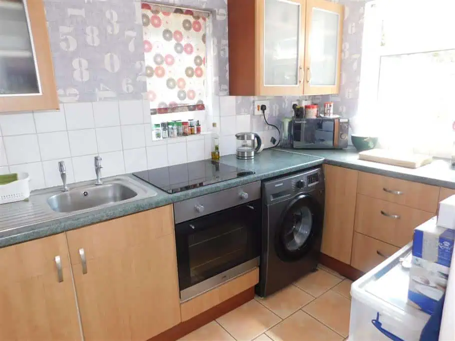 49 Portfield Road Kitchen