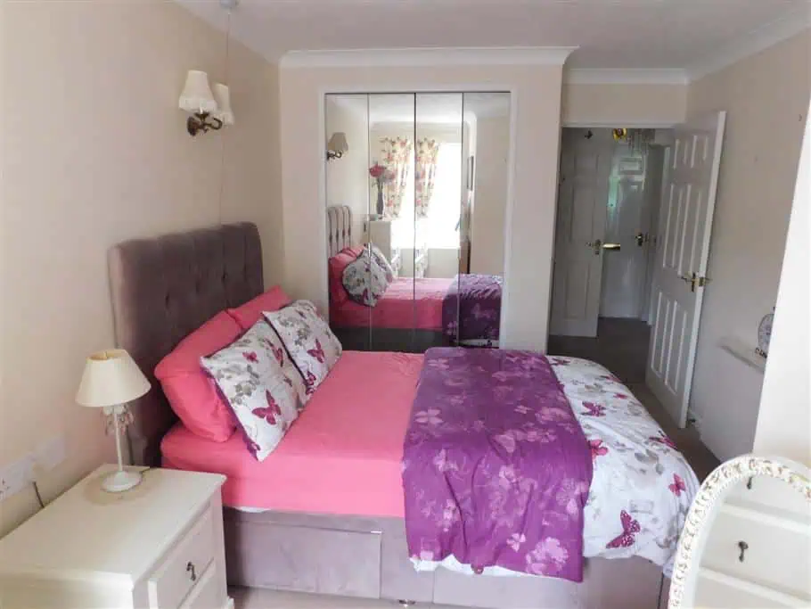 6 Blenheim Court Bedroom