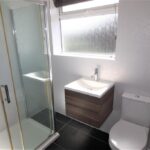 23 Bronte Avenue Shower room