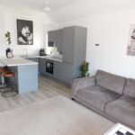 6 Darwin Court Lounge area