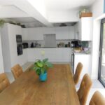 8 Norfolk Avenue Lounge