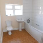 19 Everest Road Bathroom