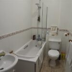 Flat 1 The Stables Bathroom