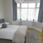 Flat 3 17 Belle Vue Crescent bedroom