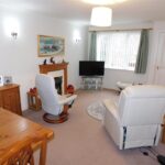 4 Catherine Wheel Gardens Lounge