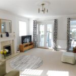 23 Regency Crescent Lounge