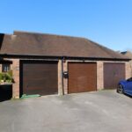 18 Willow Mead Garage