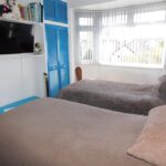 11 Kings Avenue Bedroom
