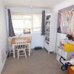52 Huntingdon Gardens Dining room