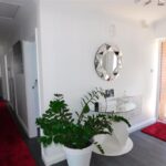8 Rivermead Gardens