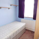 8 St Johns Road bedroom