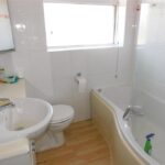 8 Haworth Close Bathroom