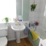 9 Clarence Place Bathroom